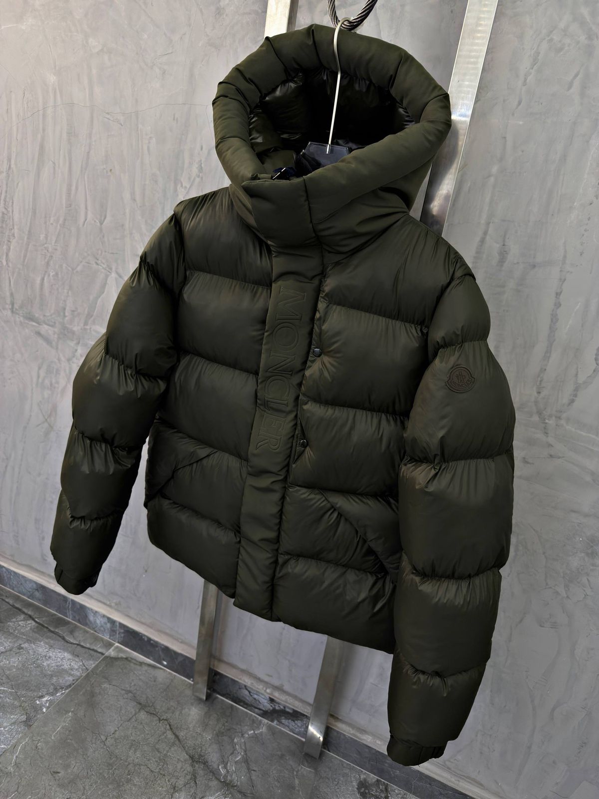 MONCLER SUYEN