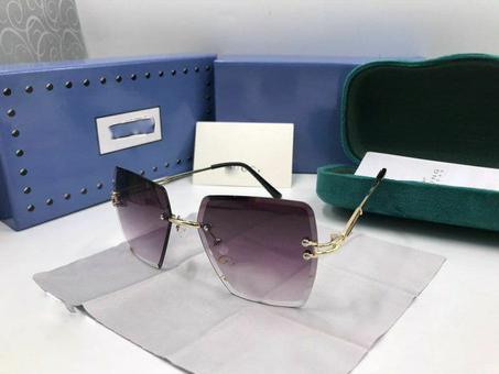 Lunettes de soleil Gucci GG08958S 001 57-18