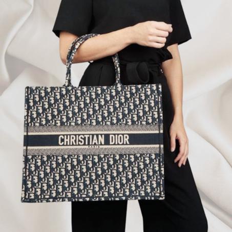 Le Tote Dior ( 42 x 35 x 18,5 CM )