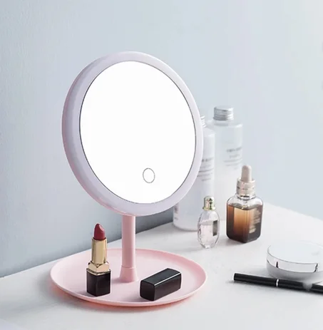 مرآة تجميلية مع شاشة لمسية وإضاءة احترافية ..لإطلالة ملكية متكاملة.