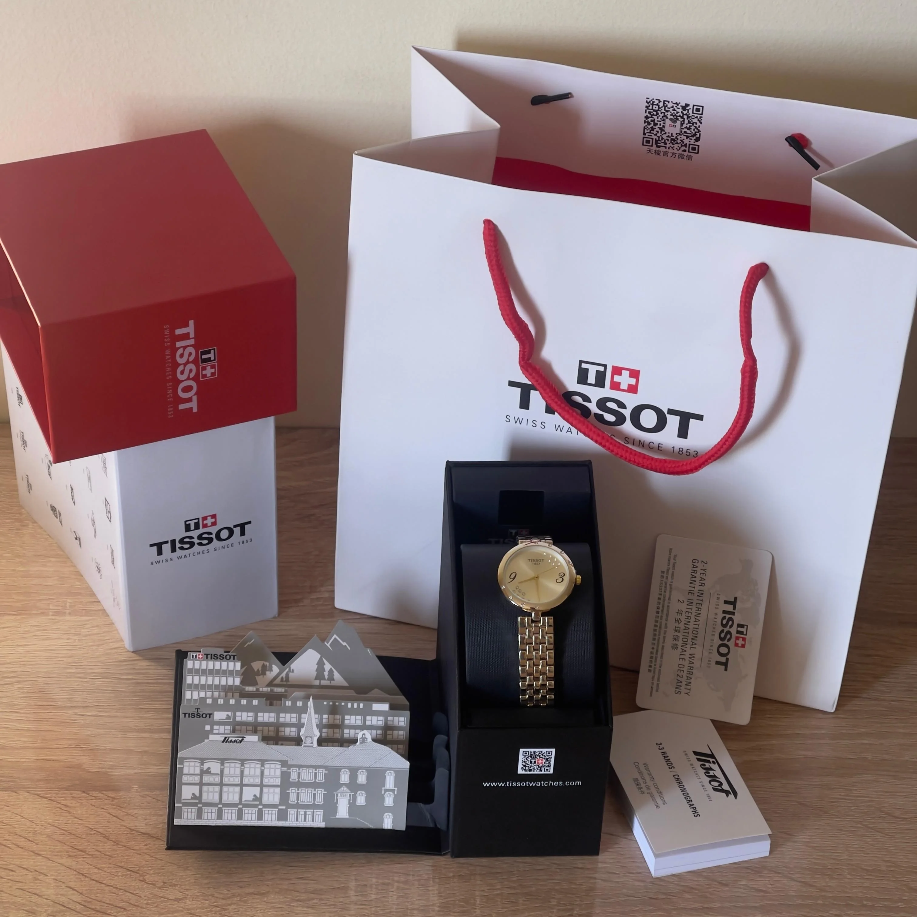 Tissot Éclat Doré AVEC COFFRET