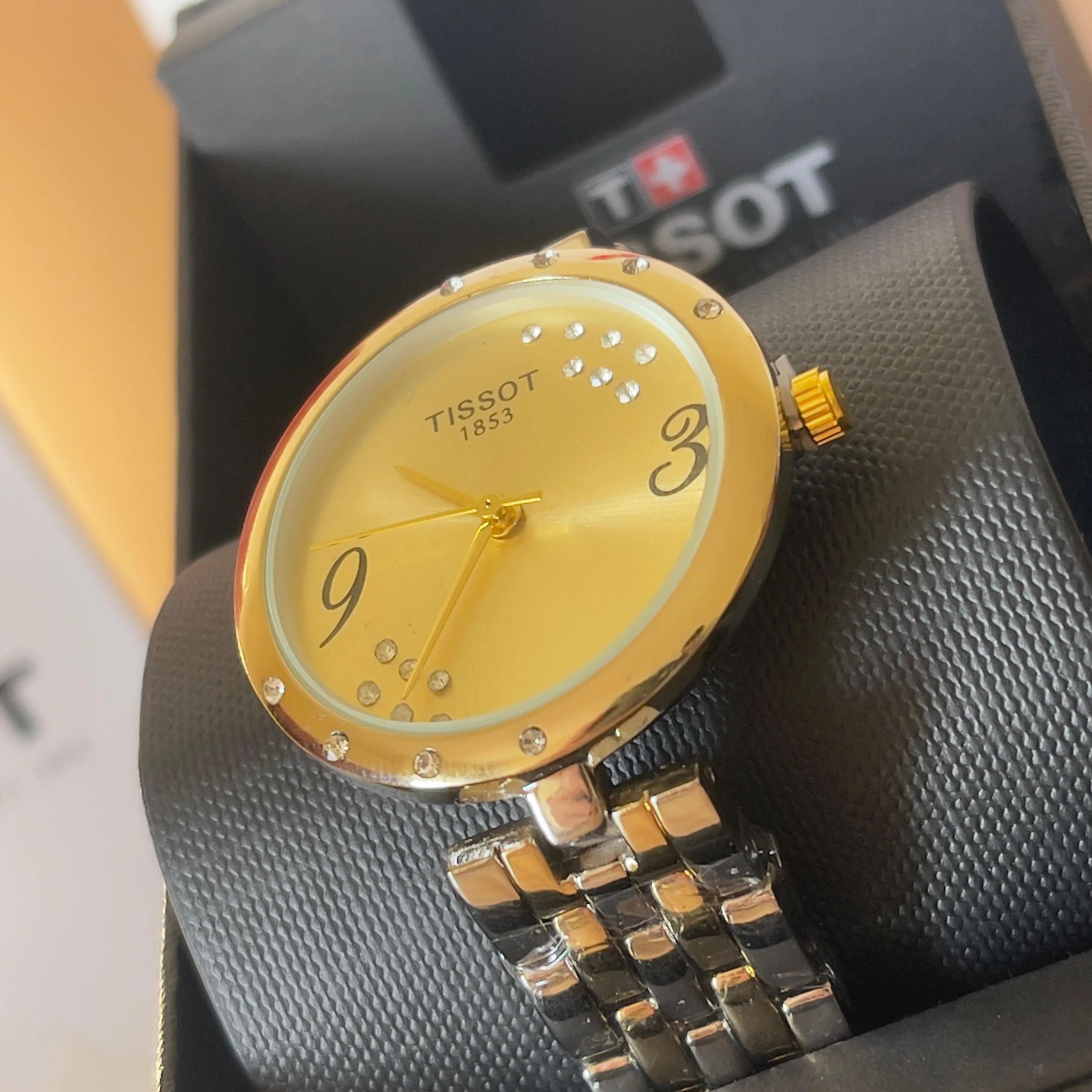 Tissot Élégance Bicolore AVEC COFFRET