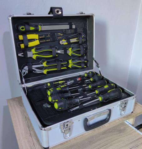 حقيبة ادوات المحترف 133 قطعة