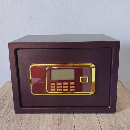 خزنة حديدية صلبة و انيقة ممتازة لحفض الاوراق المهمة و المجوهرات و الاموال مثالية للمنازل و المحلات