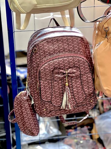 schoolbag