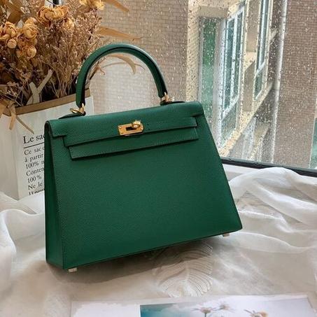 حقائب نسائية