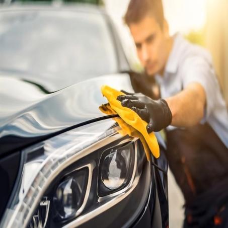 العناية بالسيارات