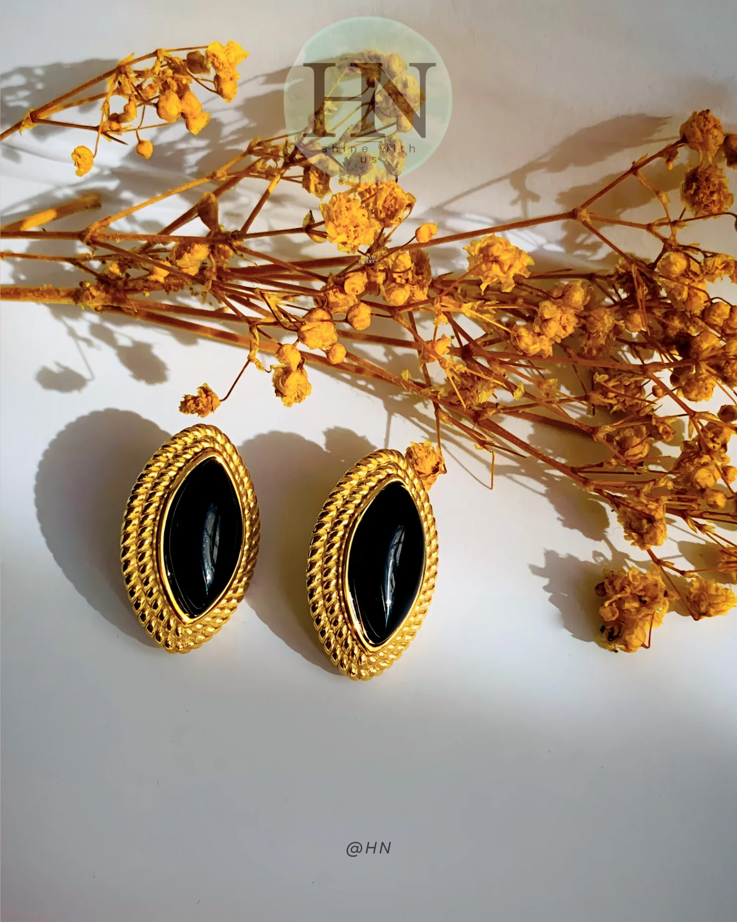 💫 Éclat et finesse – boucles d’oreilles en acier inoxydable