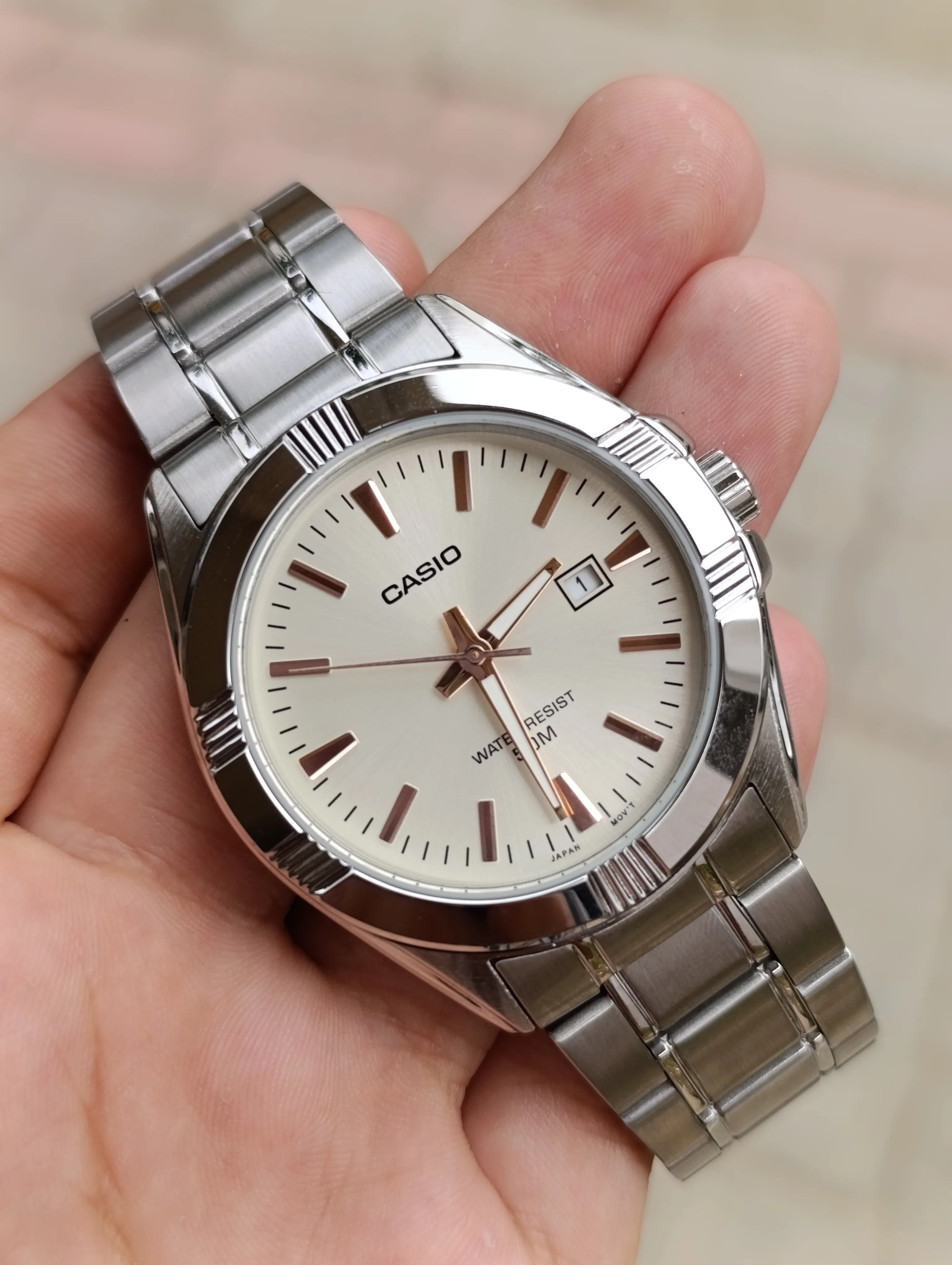 CASIO MTP-1308D-9AVDF ORIGINAL HOMME NEUVE WATER RESISTANT 50M