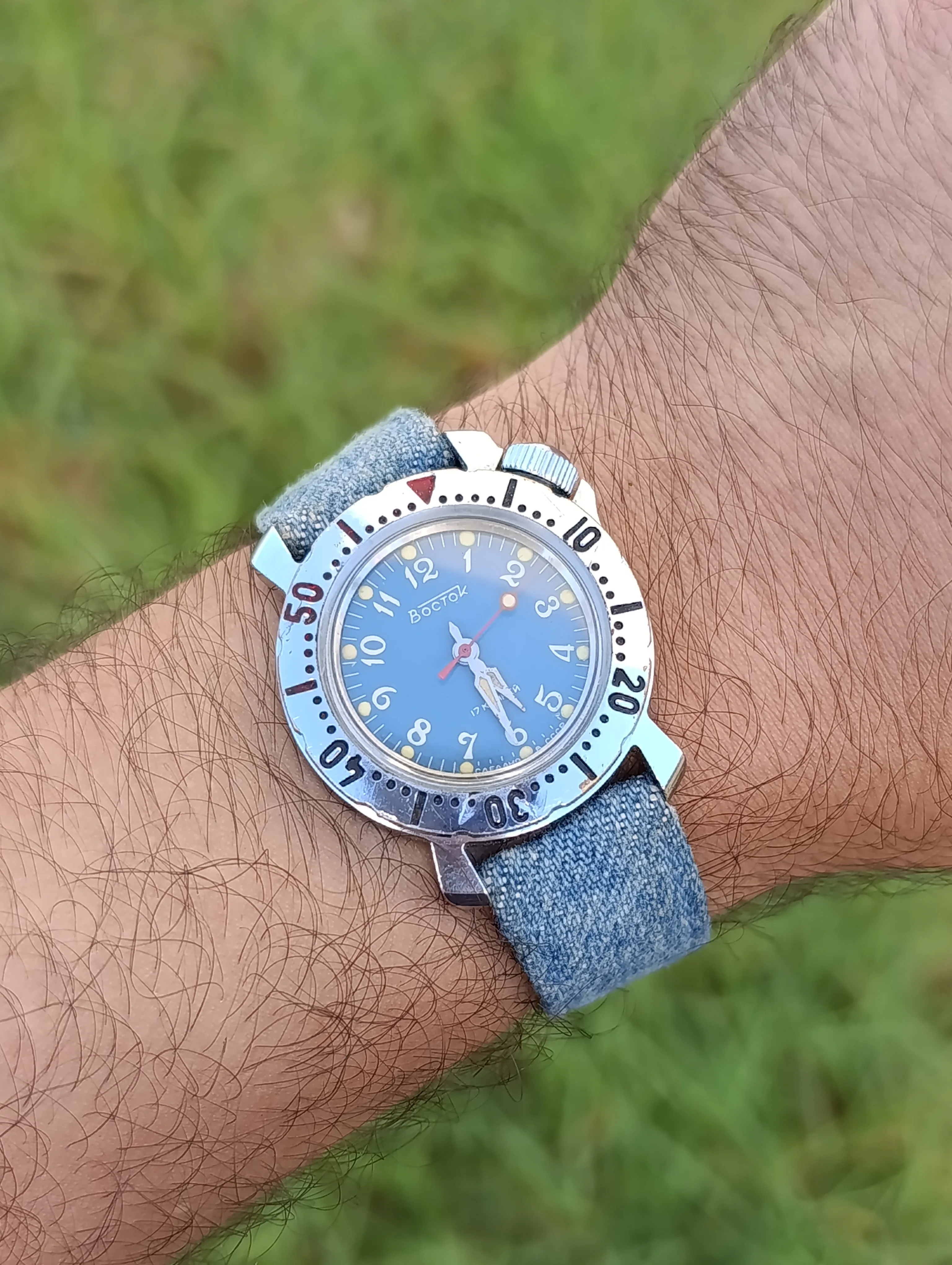 VOSTOK KOMANDIRSKIE   196656 – MONTRE VINTAGE SOVIÉTIQUE MÉCANIQUE À ROMENTGE MANUELLE