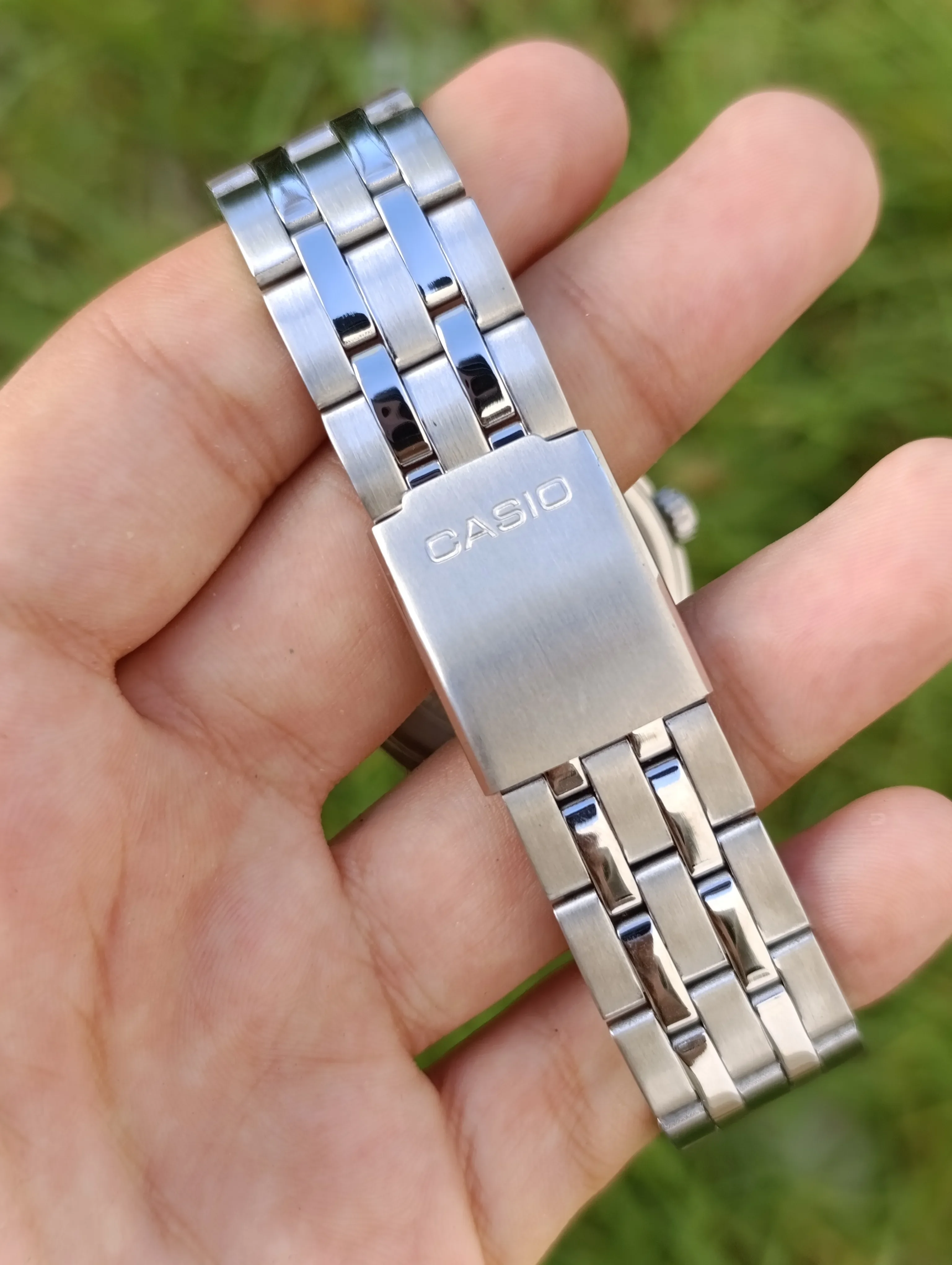 CASIO MTP-1335D-2A2UDF HOMME ORIGINAL NEUVE QUARTZ WATER RESISTANT 50 METRES