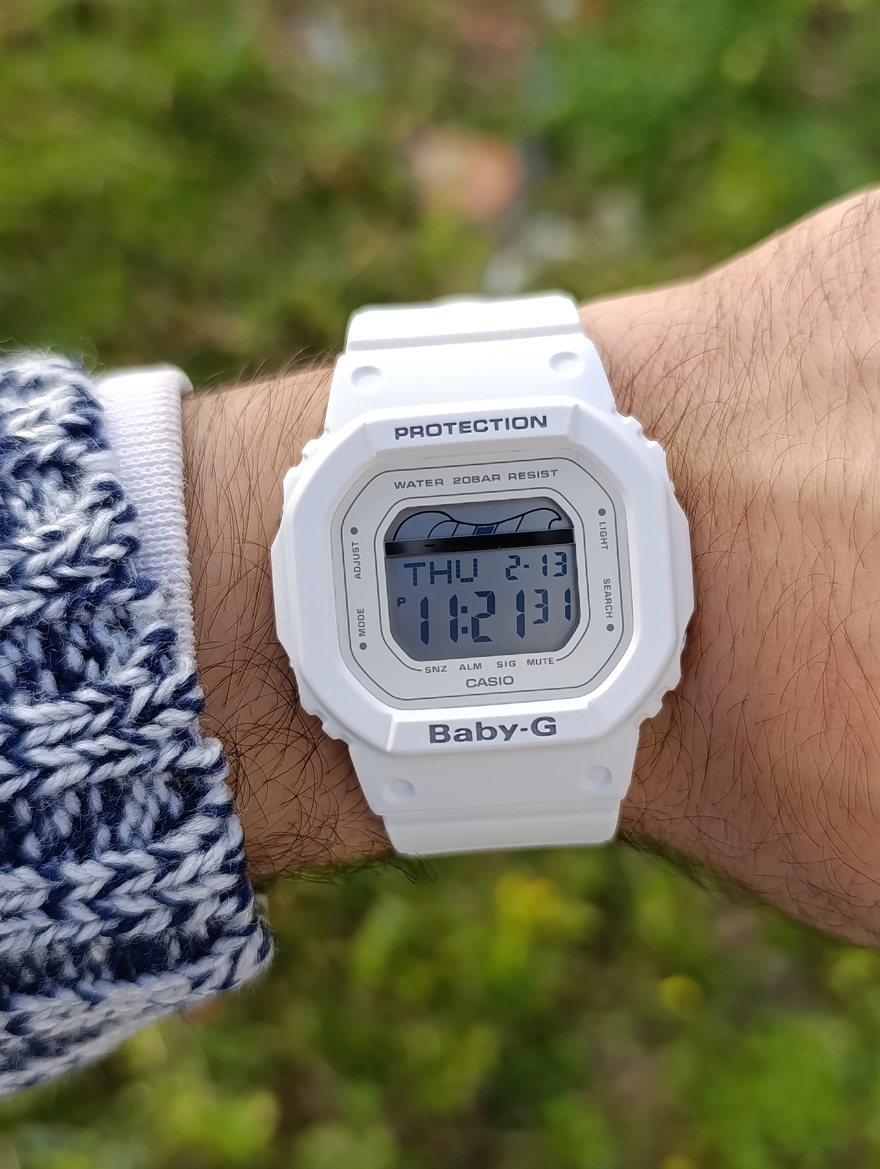 MONTRE CASIO BABY-G BLANCHE  BLX-560-7DR ORIGINAL FEMME WR 20 BAR