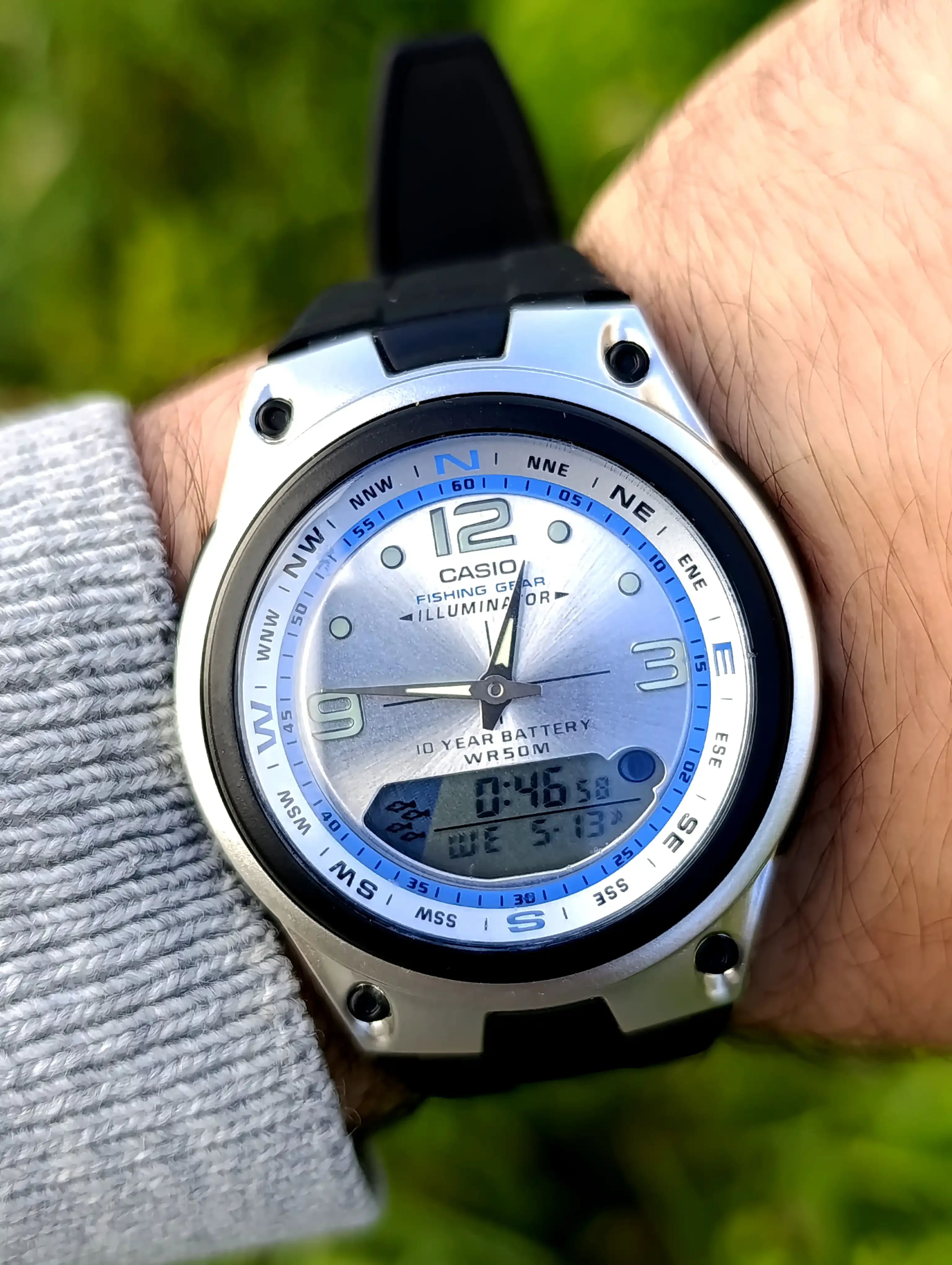CASIO ILLUMINATOR FISHING GEAR AW-82-7AVDF ORIGINAL NEUVE WATER RESISTANT 50M