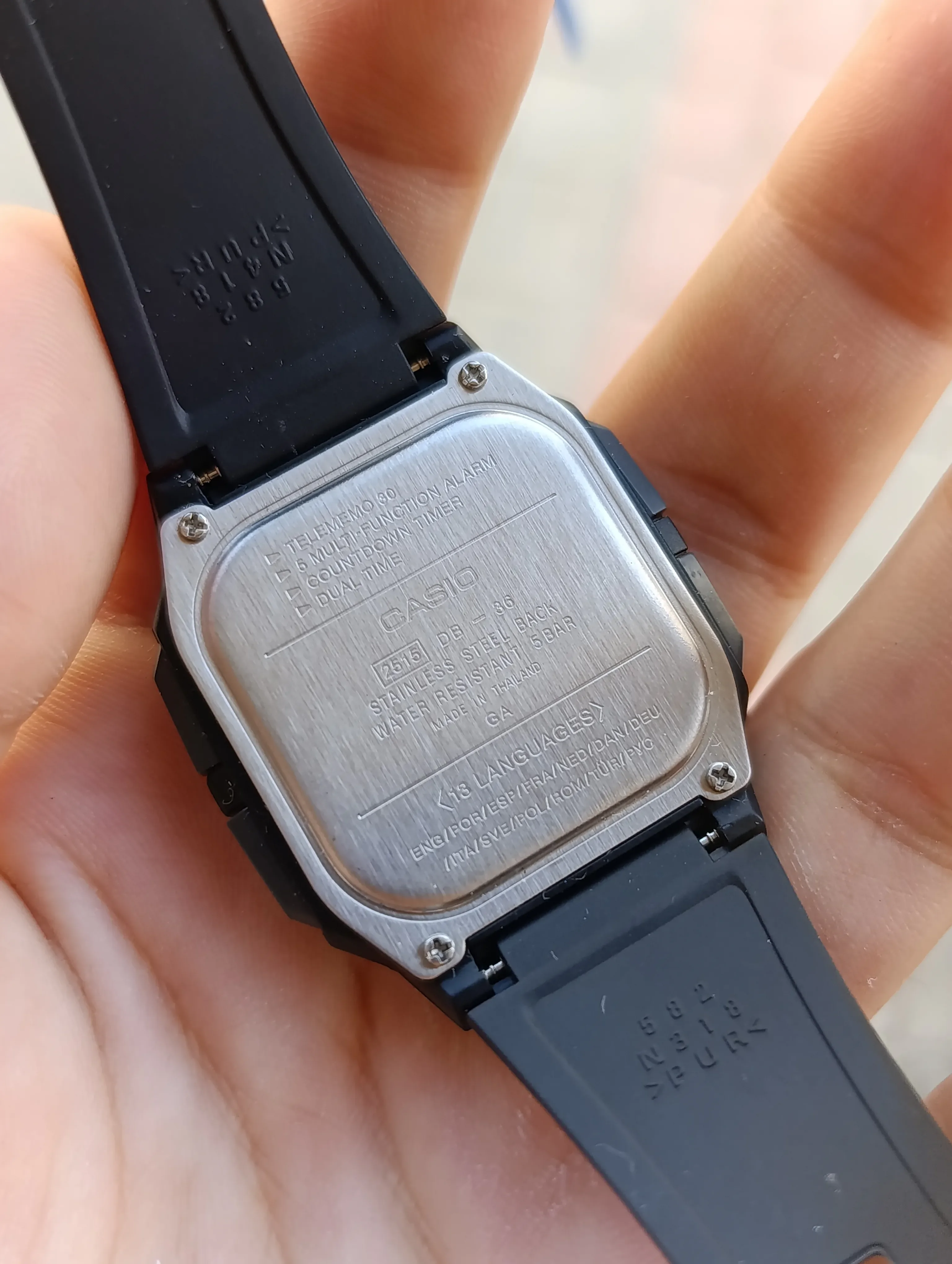VINTAGE CASIO ILLUMINATOR  DATA BANK DB-36-1AVDF ORIGINAL WATER RESISTANT 50M