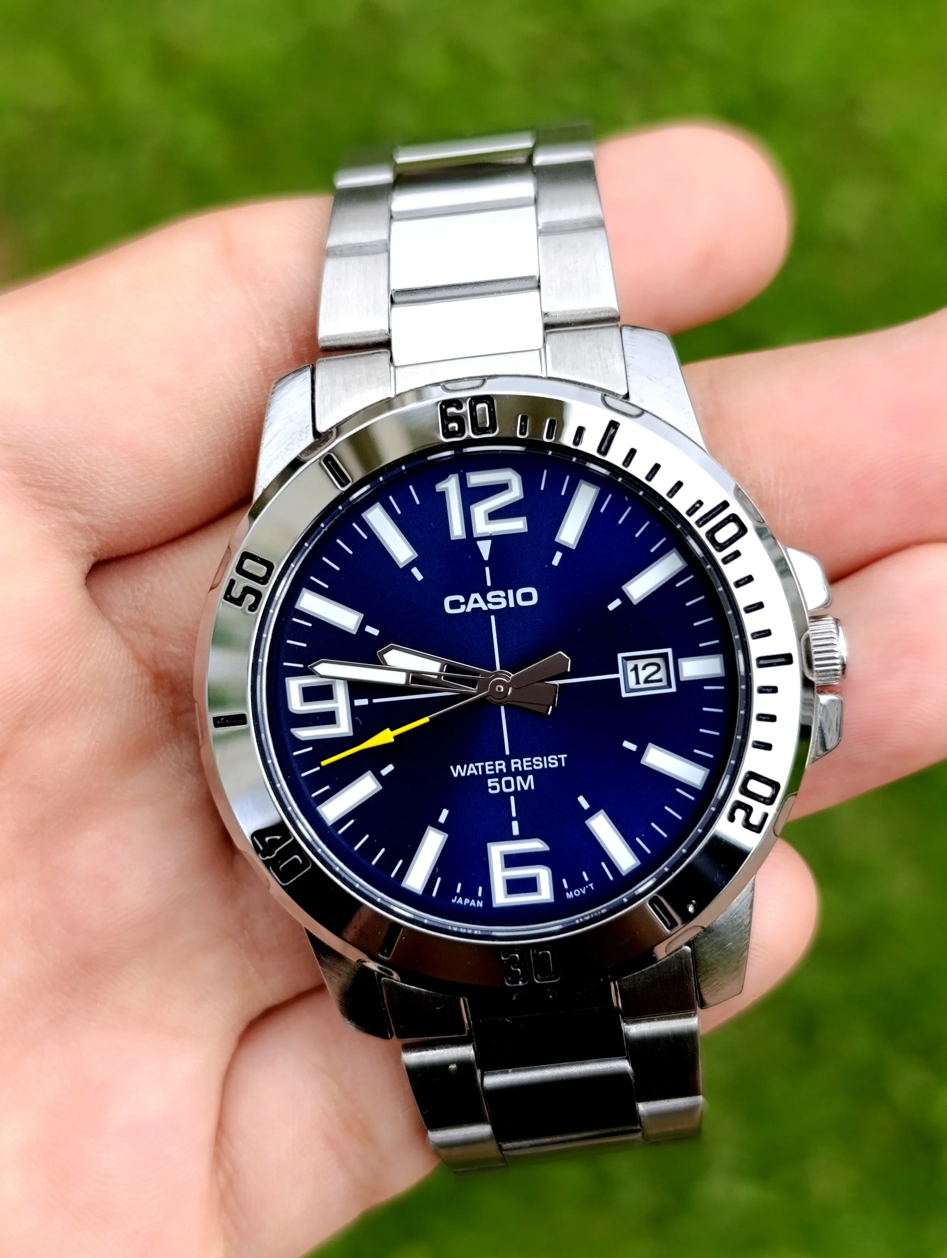 CASIO HOMME MODEL MTP-VD01D-2BVUDF NEUVE WR 50M