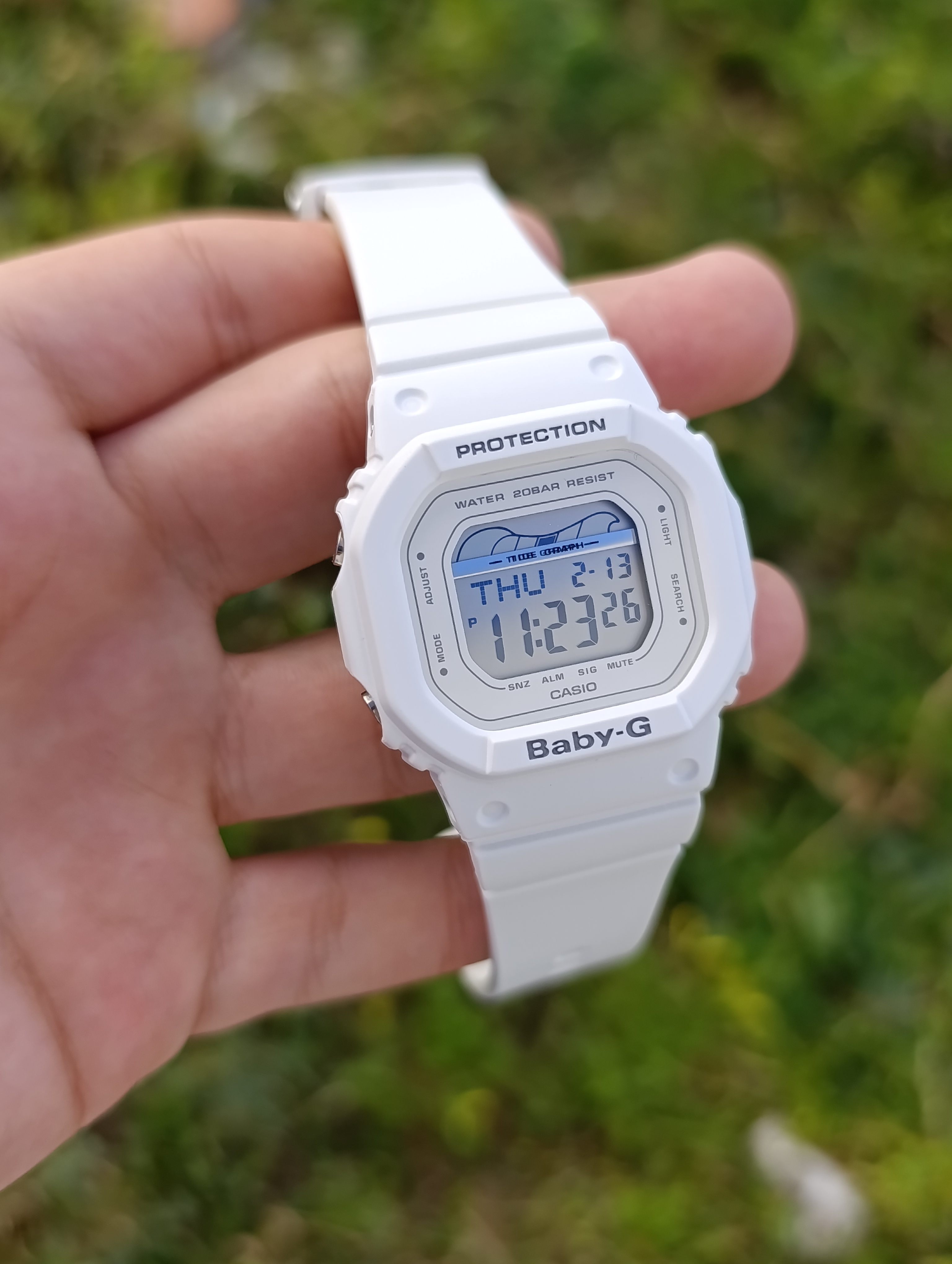 MONTRE CASIO BABY-G BLANCHE  BLX-560-7DR ORIGINAL FEMME WR 20 BAR