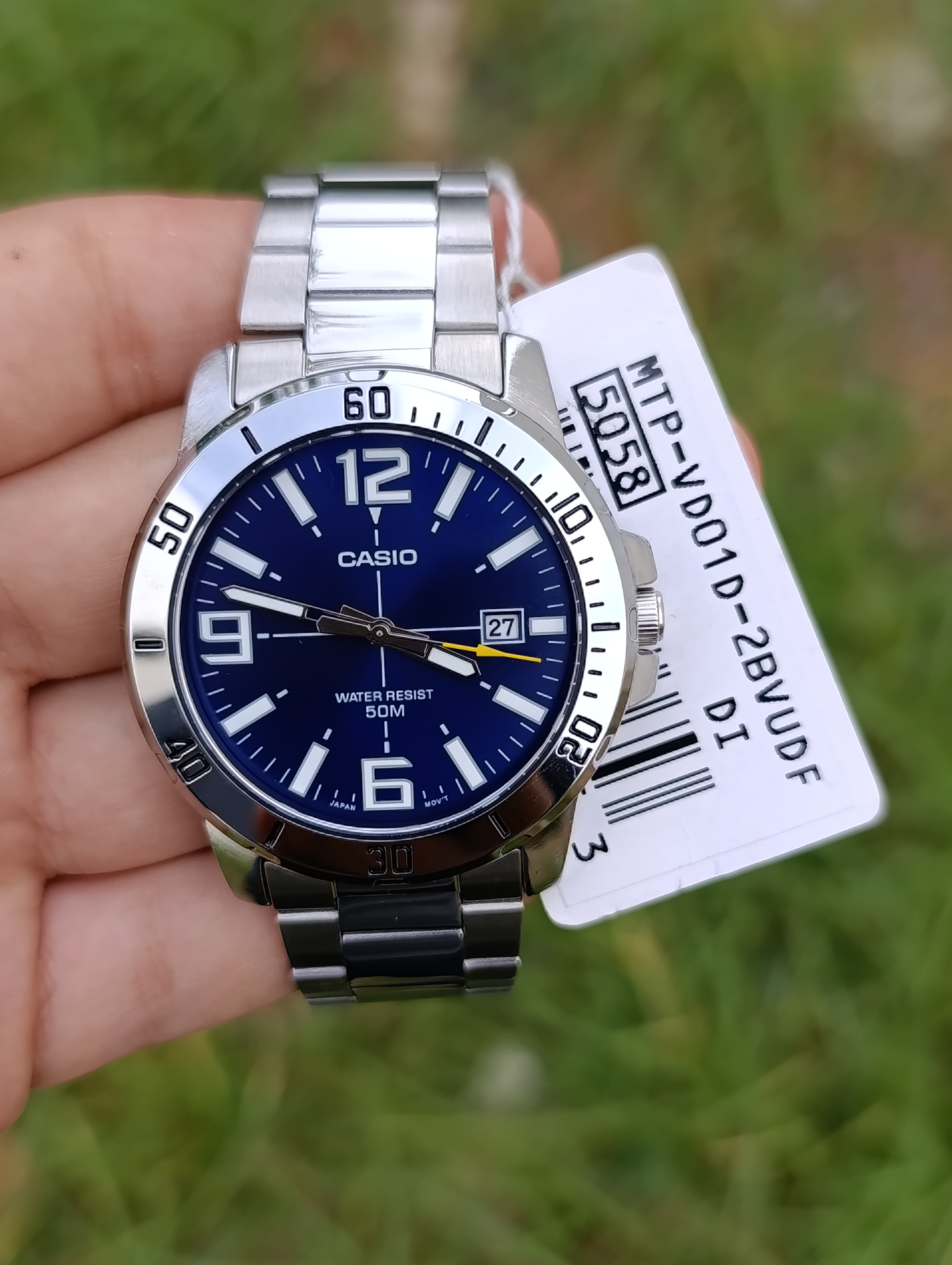 CASIO HOMME MODEL MTP-VD01D-2BVUDF NEUVE WR 50M