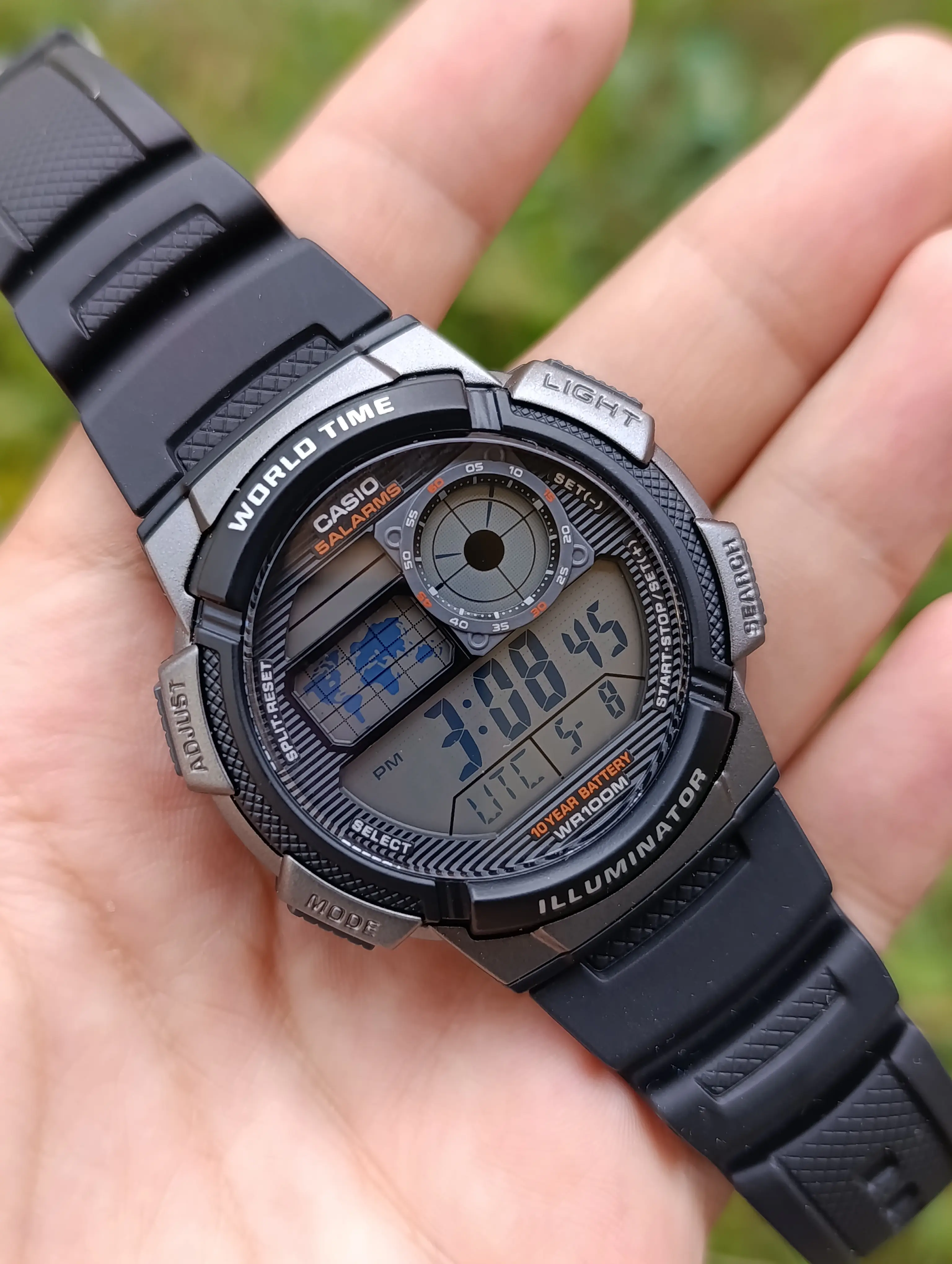 CASIO ILLUMINATOR  AE-1000W-1BVDF ORIGINAL NEUVE HOMME WATER RESISTANT 100M