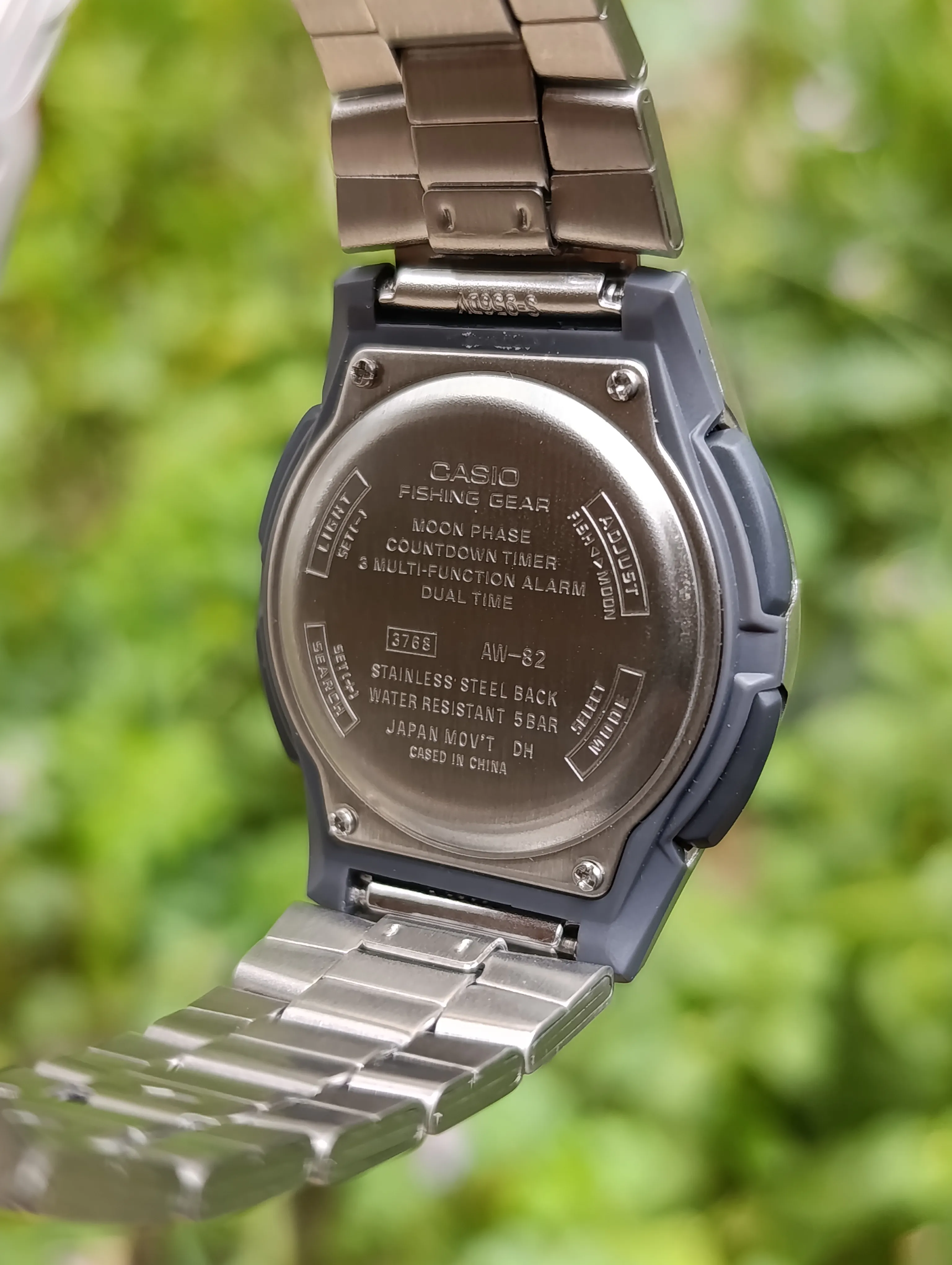 CASIO ILLUMINATOR FISHING GEAR AW-82-1AVDF ORIGINAL NEUVE WATER RESISTANT 50M