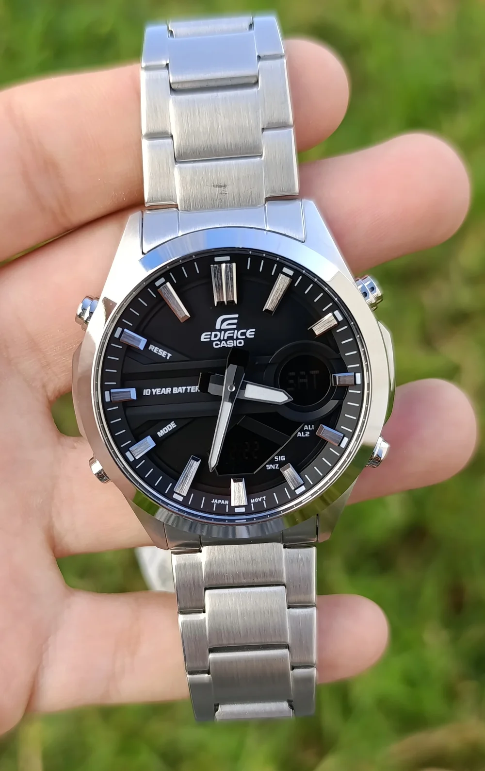 CASIO EDIFICE HOMME EFV-C110D-2AVEF STAINLESS STEEL WR 10BAR CHRONOMETER