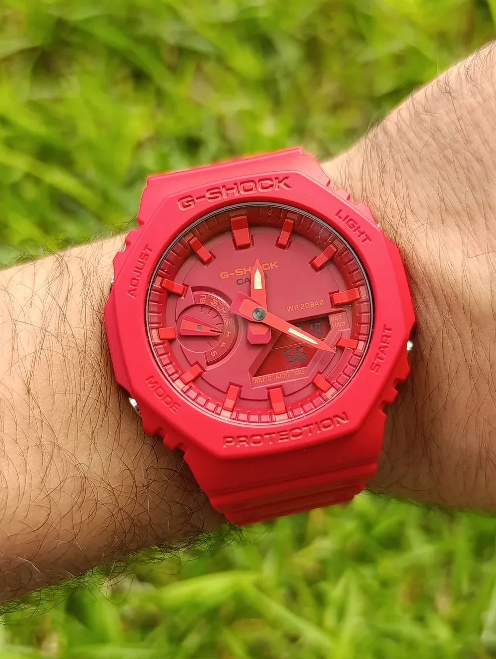 CASIO G-SHOCK GA-2100-4AER HOMME WR 20BAR