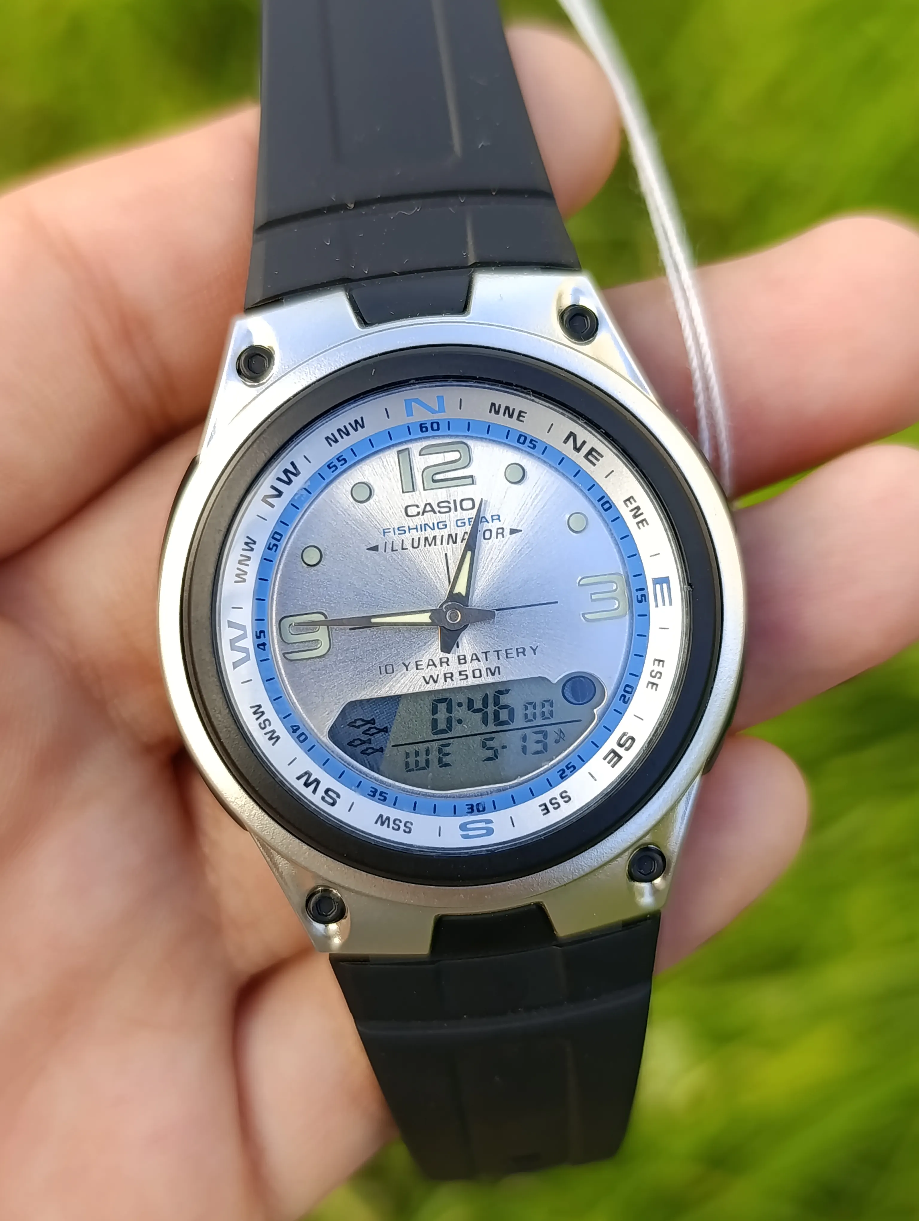 CASIO ILLUMINATOR FISHING GEAR AW-82-7AVDF ORIGINAL NEUVE WATER RESISTANT 50M