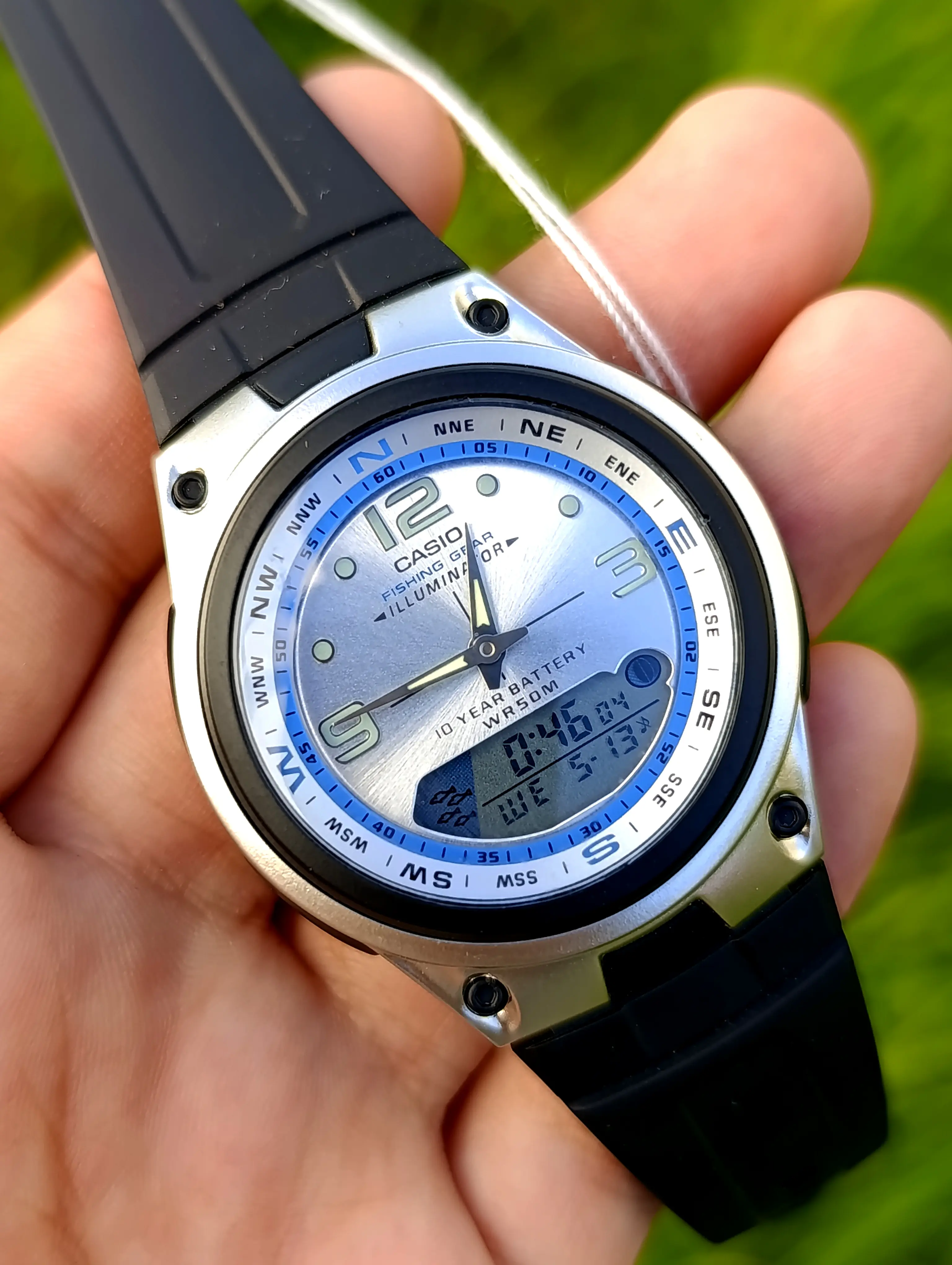 CASIO ILLUMINATOR FISHING GEAR AW-82-7AVDF ORIGINAL NEUVE WATER RESISTANT 50M