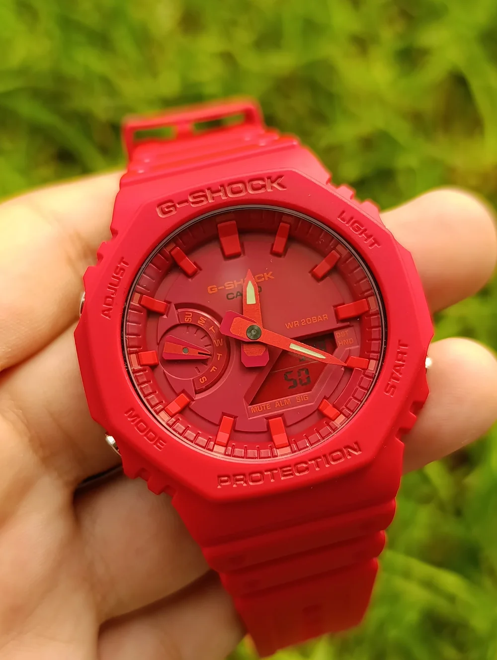 CASIO G-SHOCK GA-2100-4AER HOMME WR 20BAR