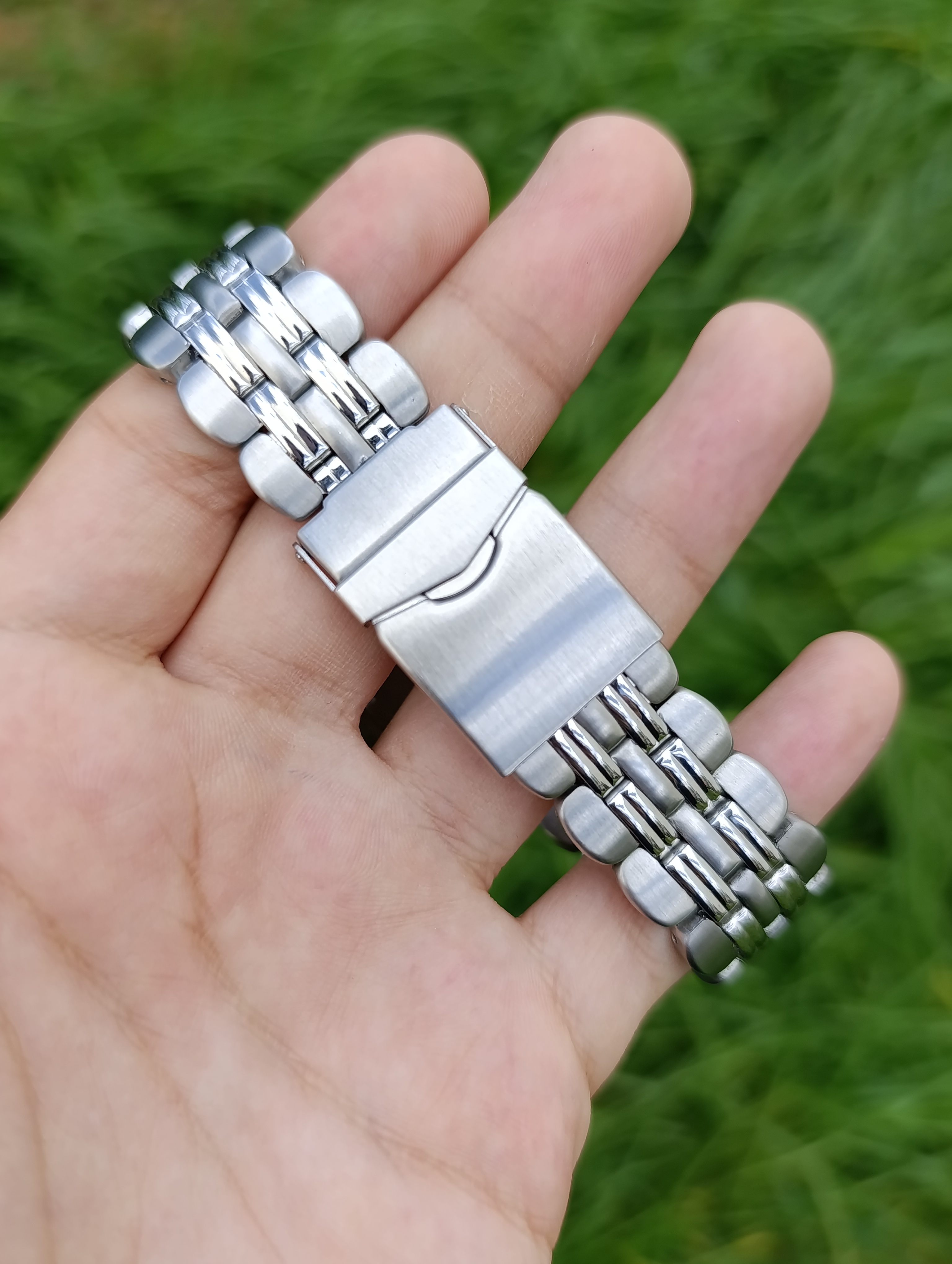 MONTRE CLASSIQUE  119013  ORIGINAL NEUVE WR 50M  STAINLESS STEEL