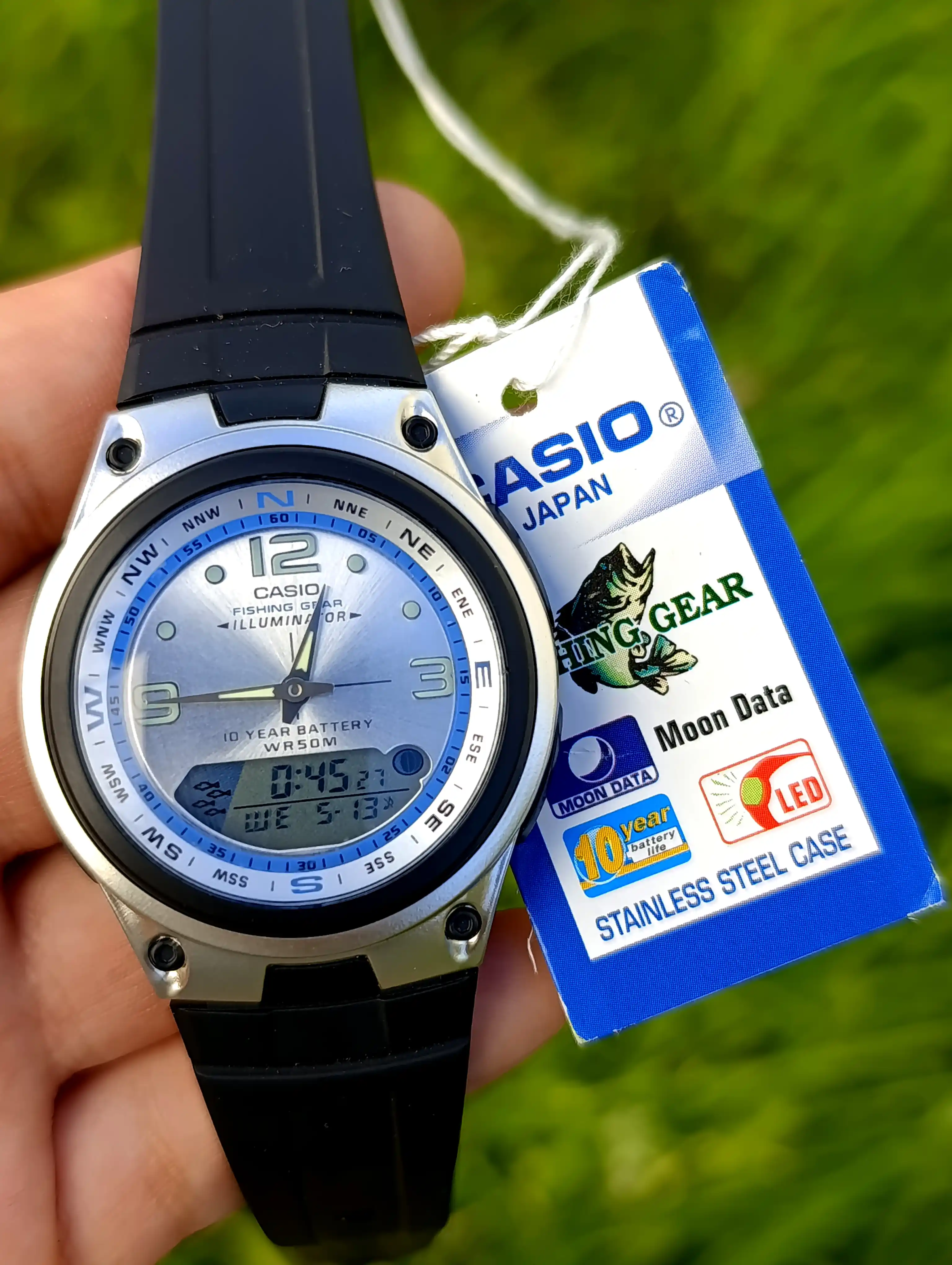 CASIO ILLUMINATOR FISHING GEAR AW-82-7AVDF ORIGINAL NEUVE WATER RESISTANT 50M
