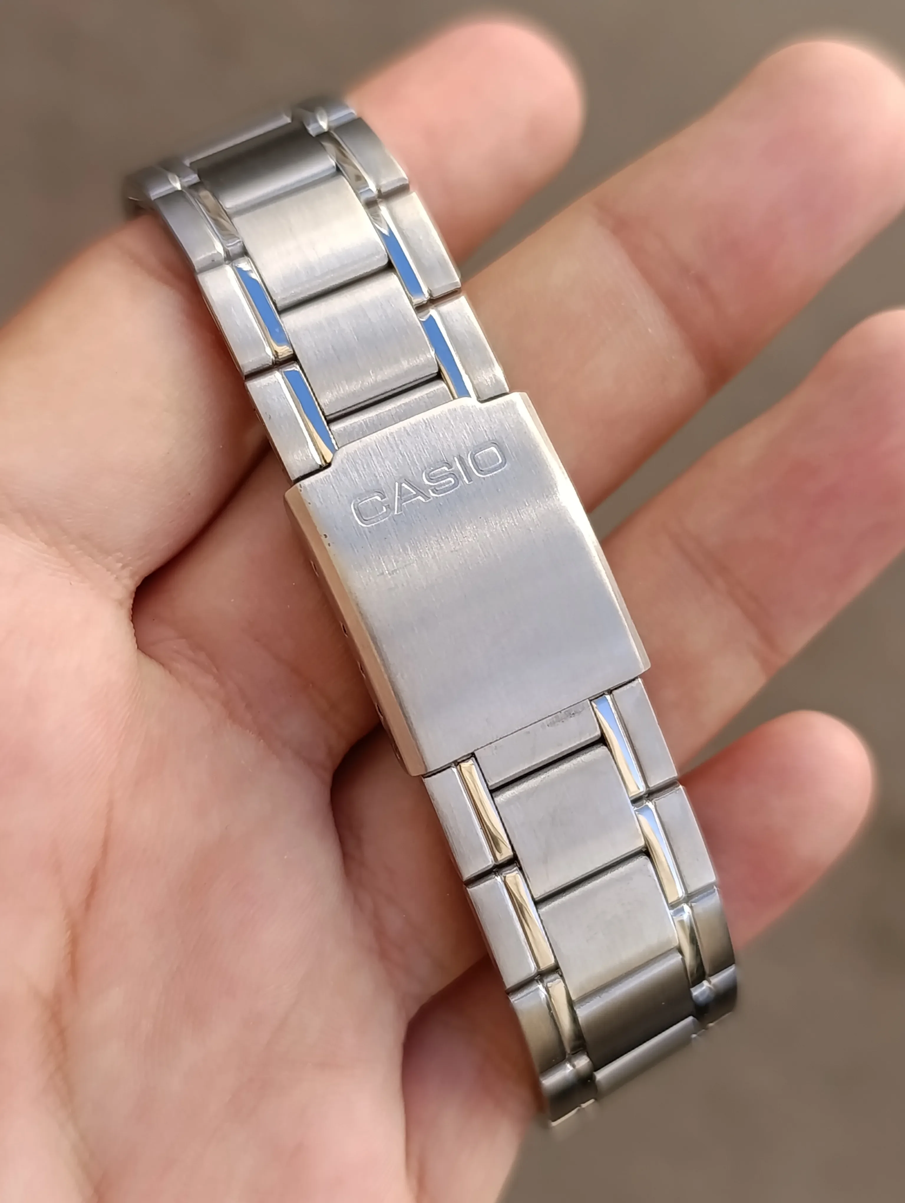CASIO MTP-V004D-2BUDF ORIGINAL HOMM NEUVE WATER RESISTANT