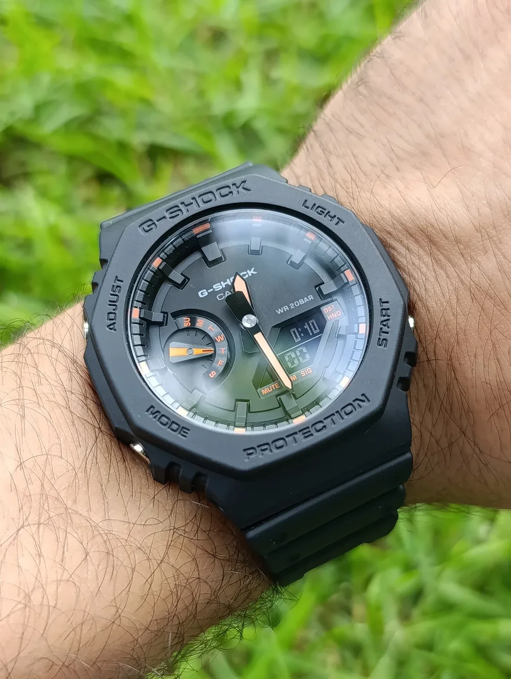 CASIO G-SHOCK GA-2100-1A4ER HOMME WR 20BAR