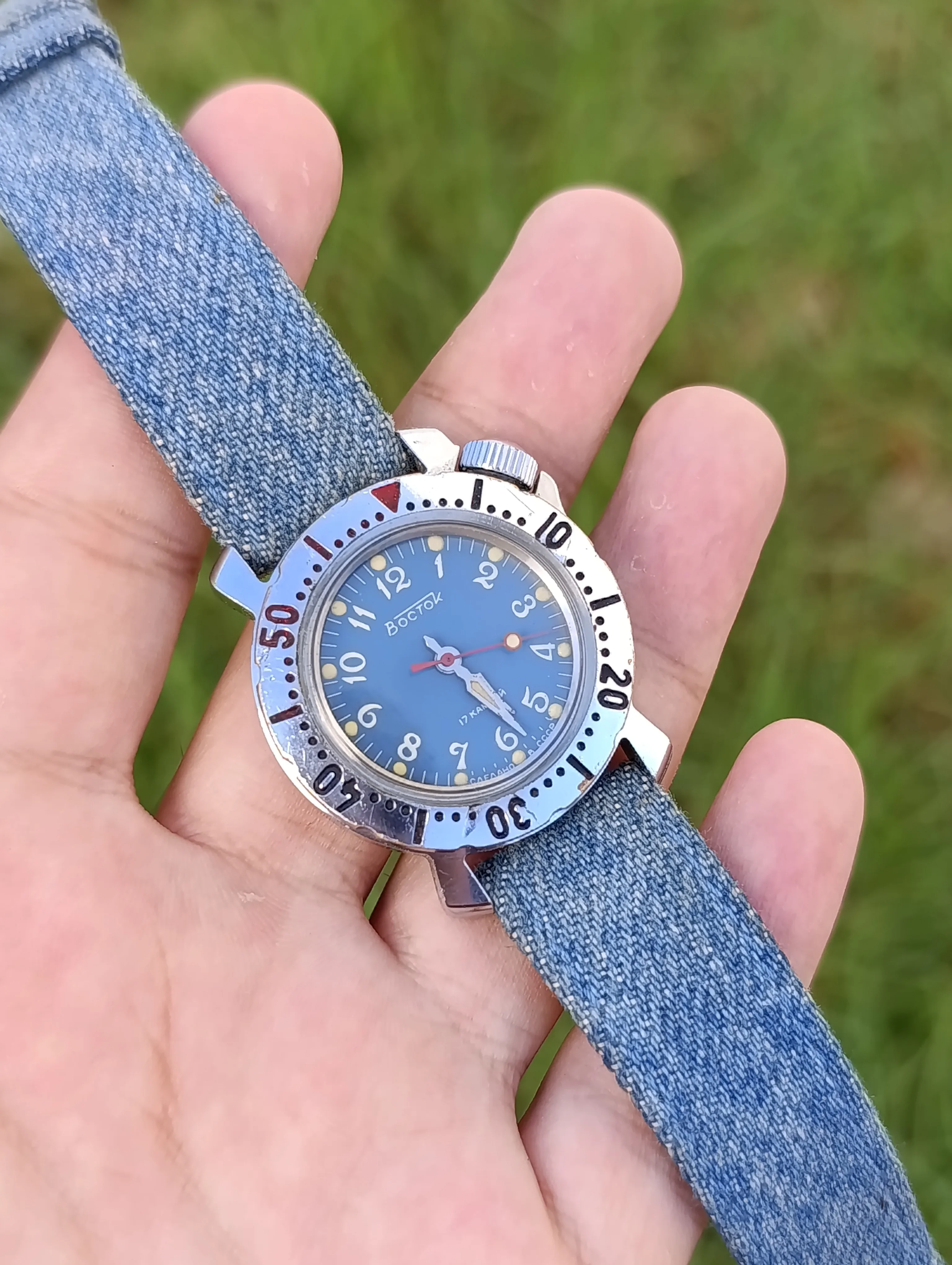 VOSTOK KOMANDIRSKIE   196656 – MONTRE VINTAGE SOVIÉTIQUE MÉCANIQUE À ROMENTGE MANUELLE