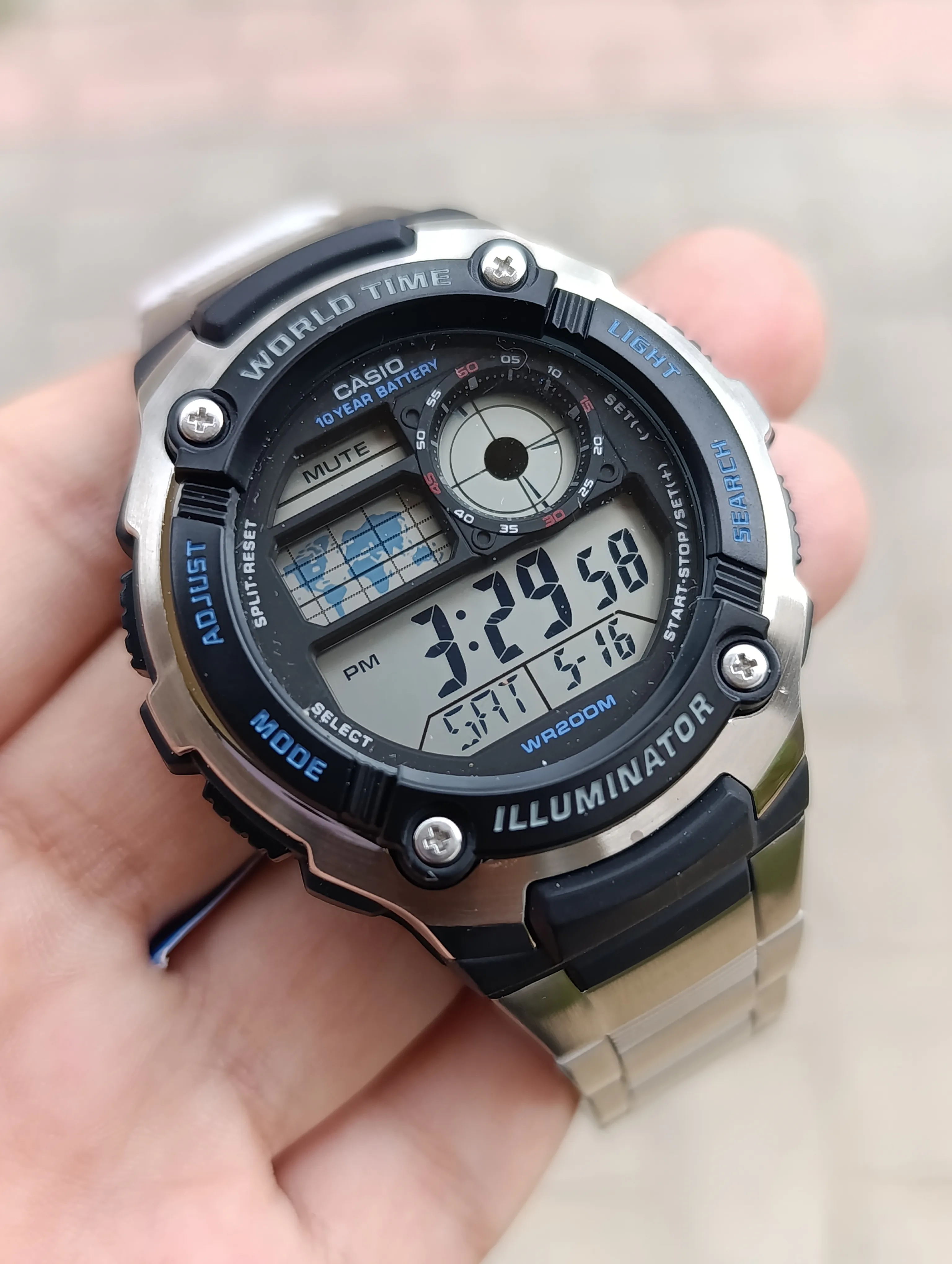 CASIO ILLUMINATOR AE-2100WD-1VDF WORLD TIME ORIGINAL NEUVE WATER RESISTANT 200M