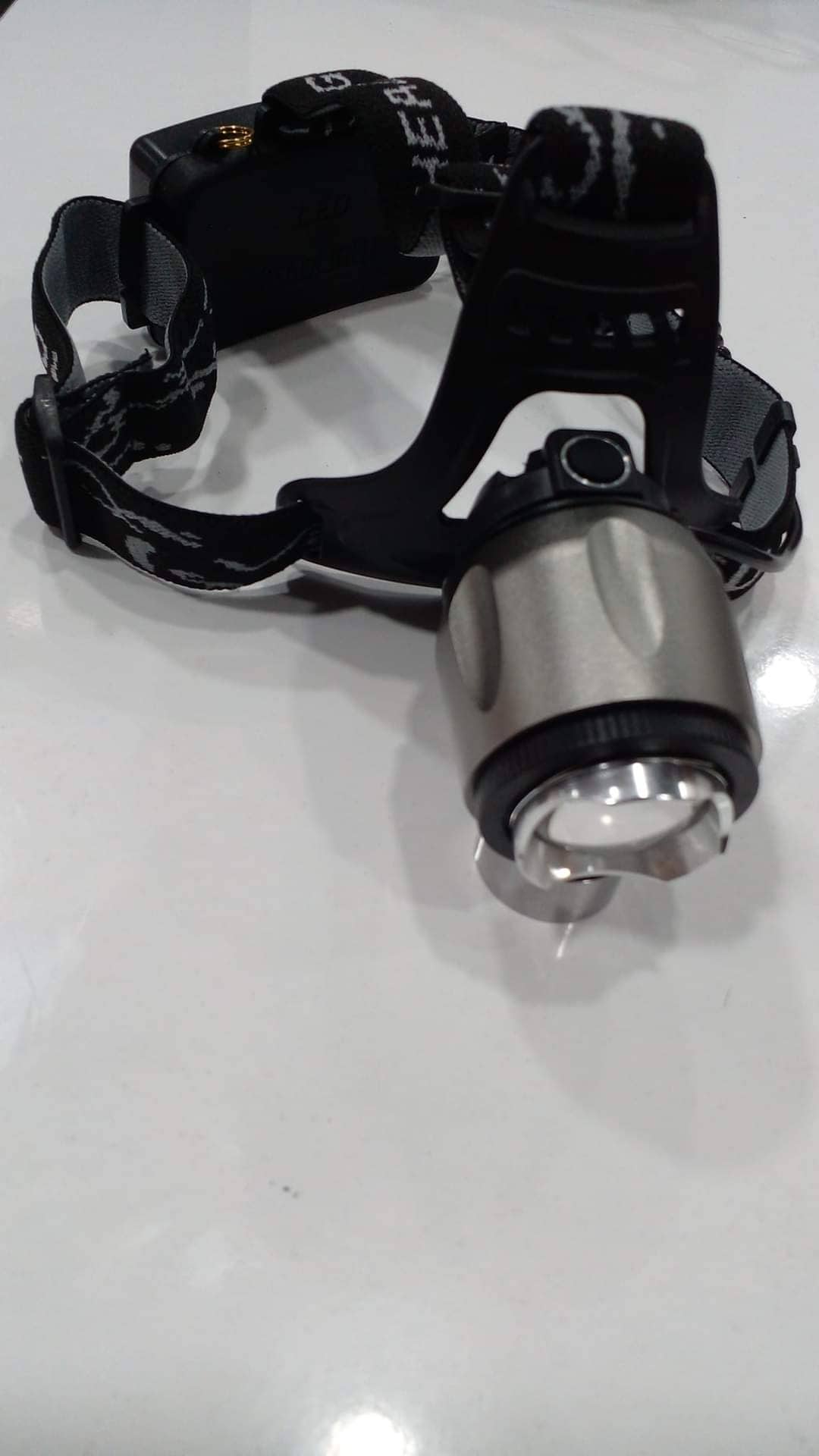 Lampe frontale rechargeable