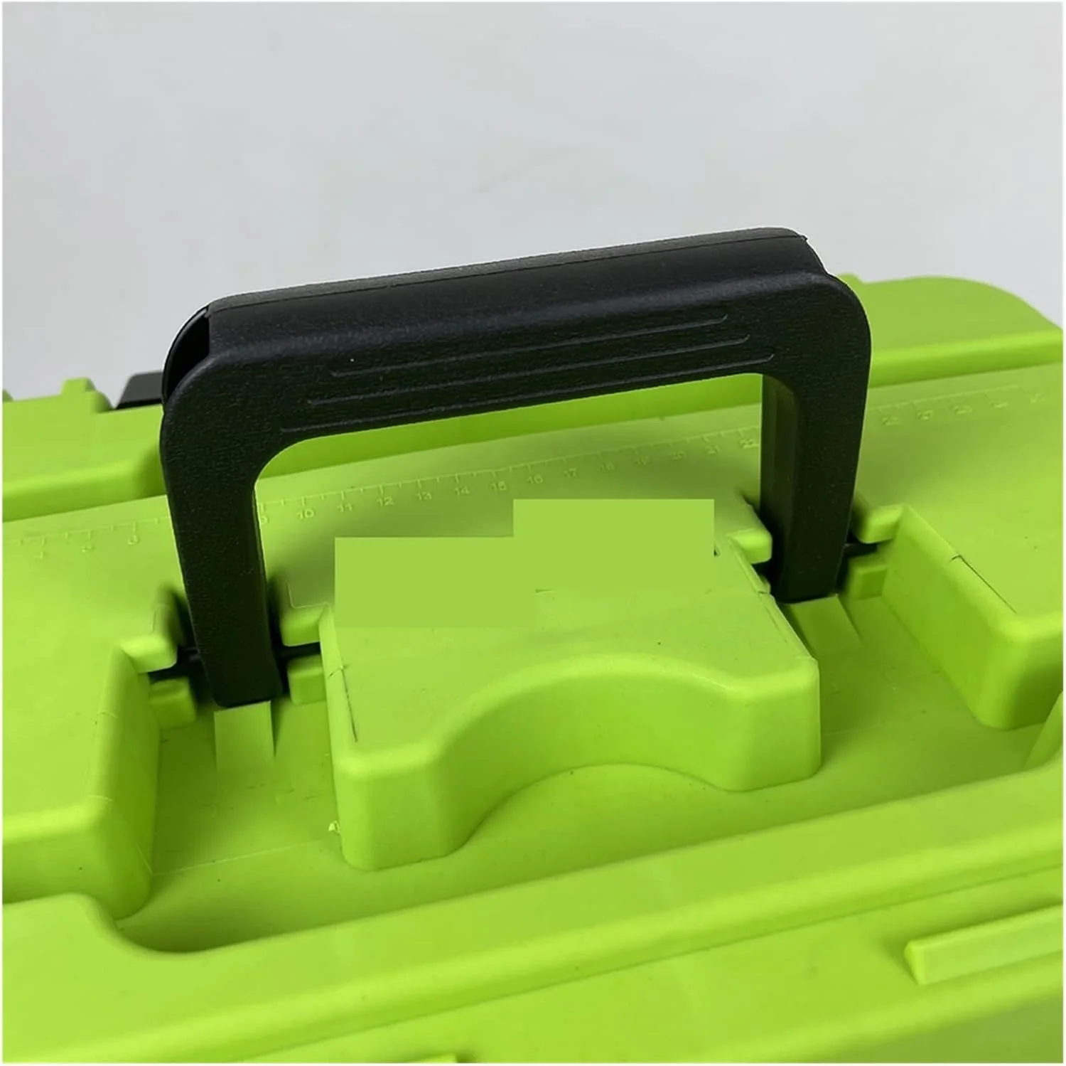 Boîte de pêche multifonction avec siège intégré