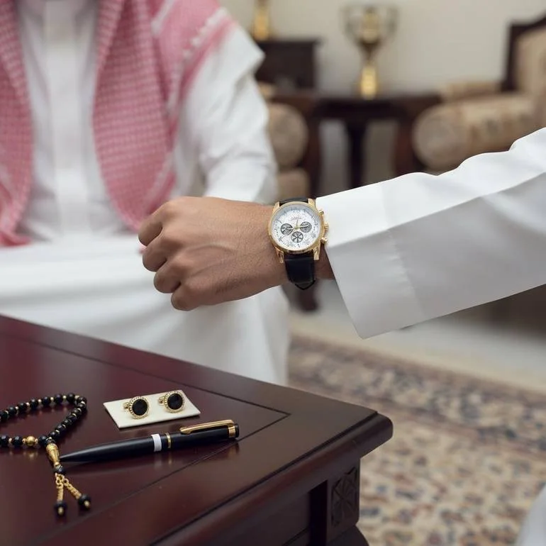 ساعة رجالي ضد الماء