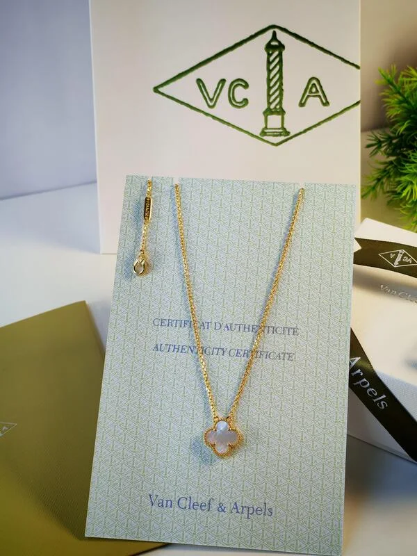 سلسال مع تعليقة