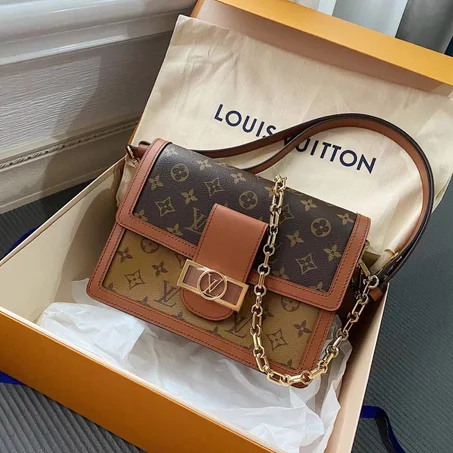 LV Dauphine MM Monogram Bag For Women