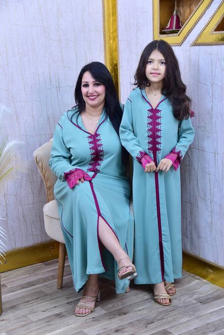 تميزوا بإطلالة فريدة في رمضان مع جلابة الأم وابنتها