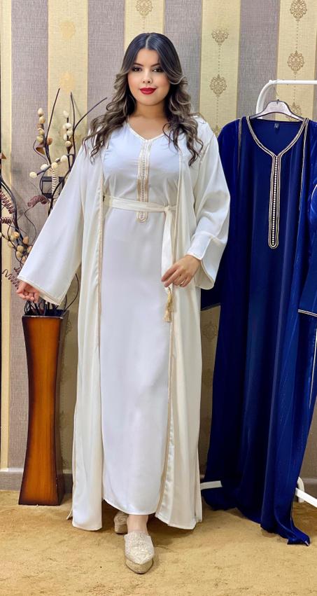 إطلالة فاخرة مع كيمونو 2 بياس للمناسبات الخاصة