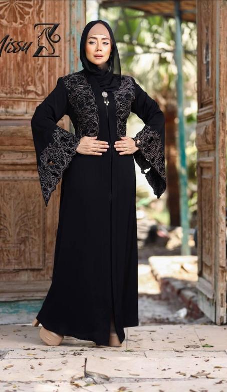 البسة نسائية