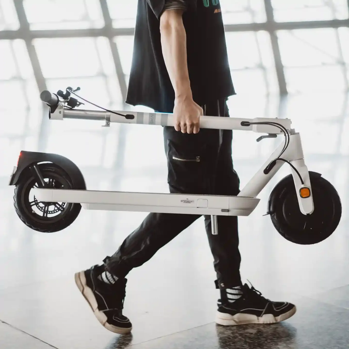 Trottinette électrique OKAI ES10