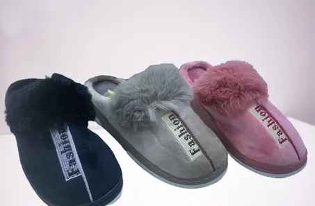 Pantoufle femmes chaussure de salon pantoufles talon compensé