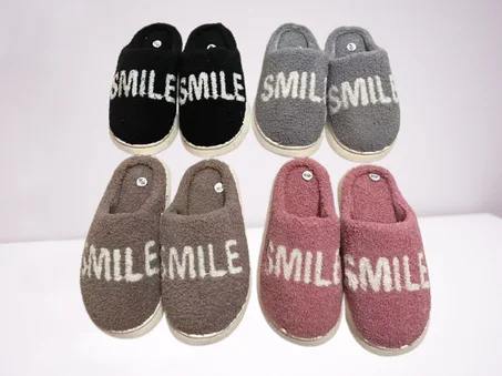 Pantoufle femmes chaussure de salon pantoufles talon compensé