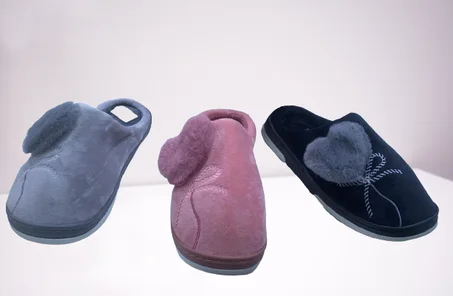 Pantoufle femmes chaussure de salon pantoufles talon compensé