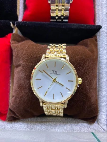 Montre en or avec bracelet en acier inoxydable étanche pour femme, nouvelle création 2021