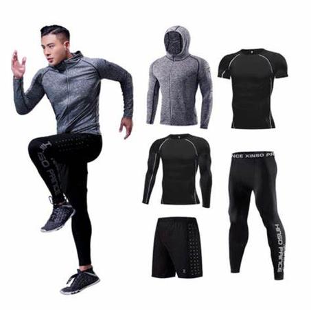 ملابس رياضية رجالية