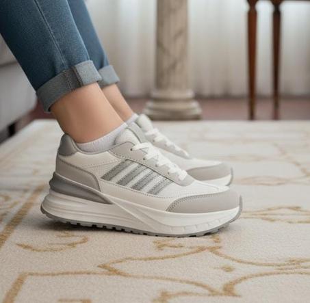 HIGH QUALITY AND HIGH DESIGN IN THIS SHOE