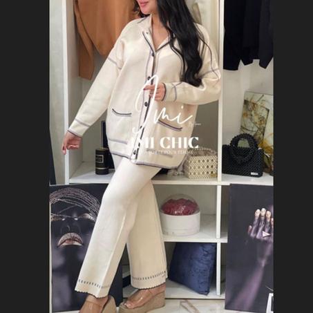 اونسومبل انيق وراقي ومميز مع التوصيل مجانا